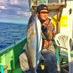 康仁丸・ジギング釣り果